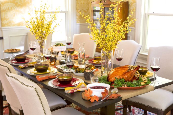 How to decorate dining room table for thanksgiving