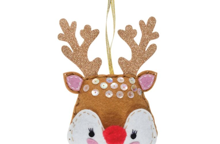 How to Make a Felt Reindeer Decoration