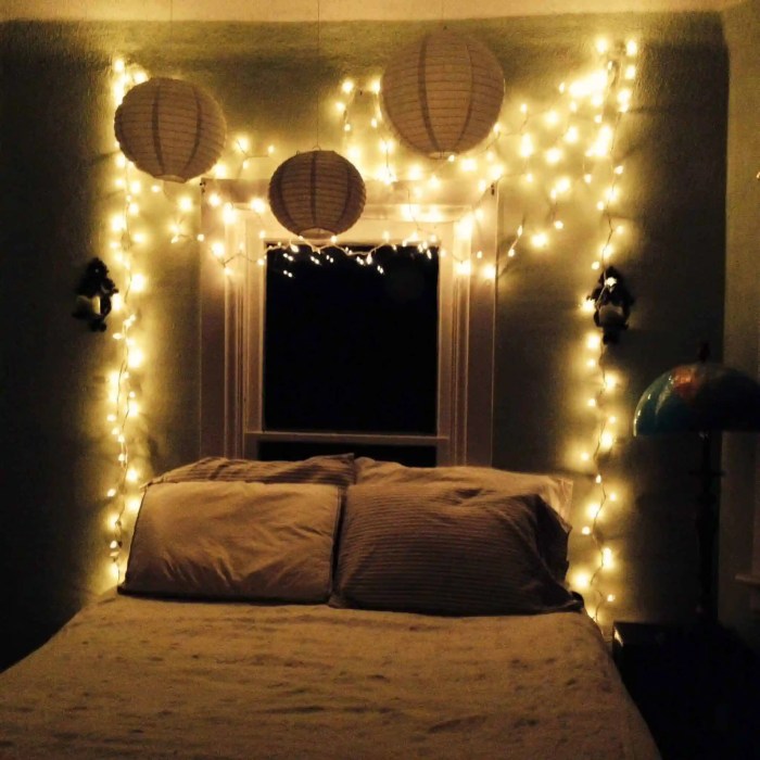 How to decorate room with fairy lights